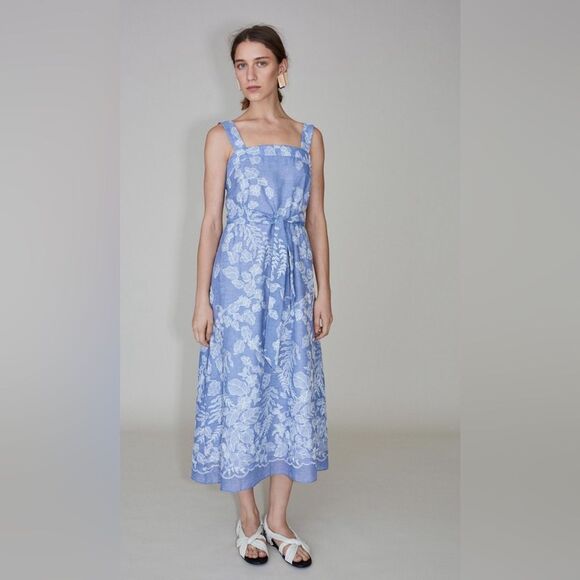 NWT Natori Dress Floral MidiEmbroidered Blue White Size S - Picture 1 of 10